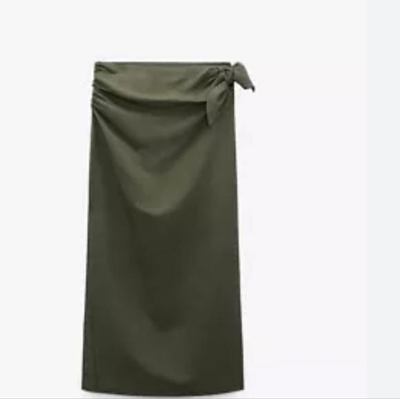 Zara Dresses & Skirts - ZARA SKIRT